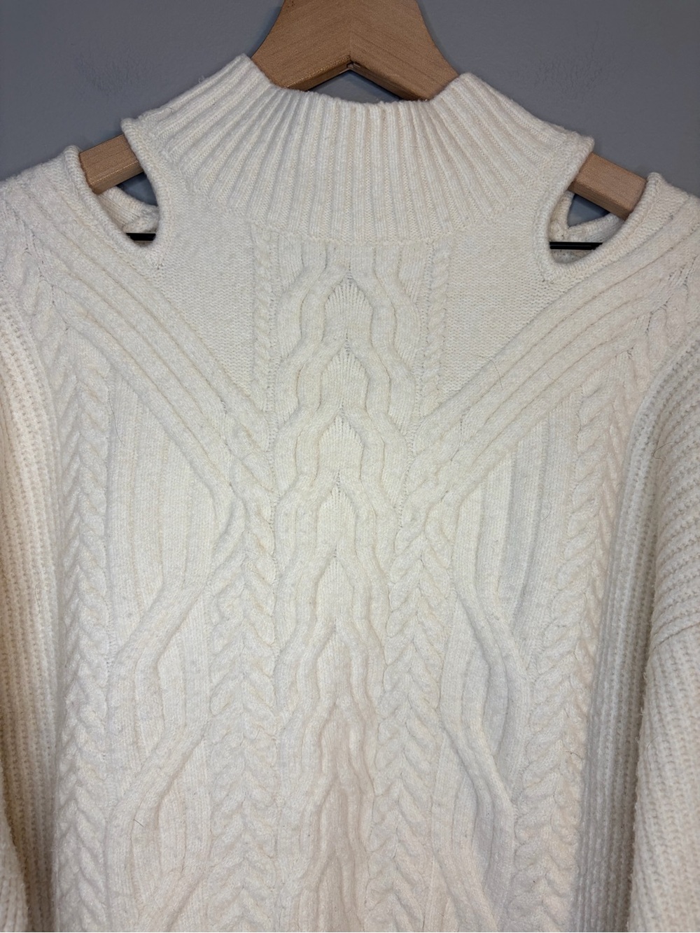 Express Women’s Cream Cable Knit Sweater with Cutouts, Size Medium. - Picture 3 of 8